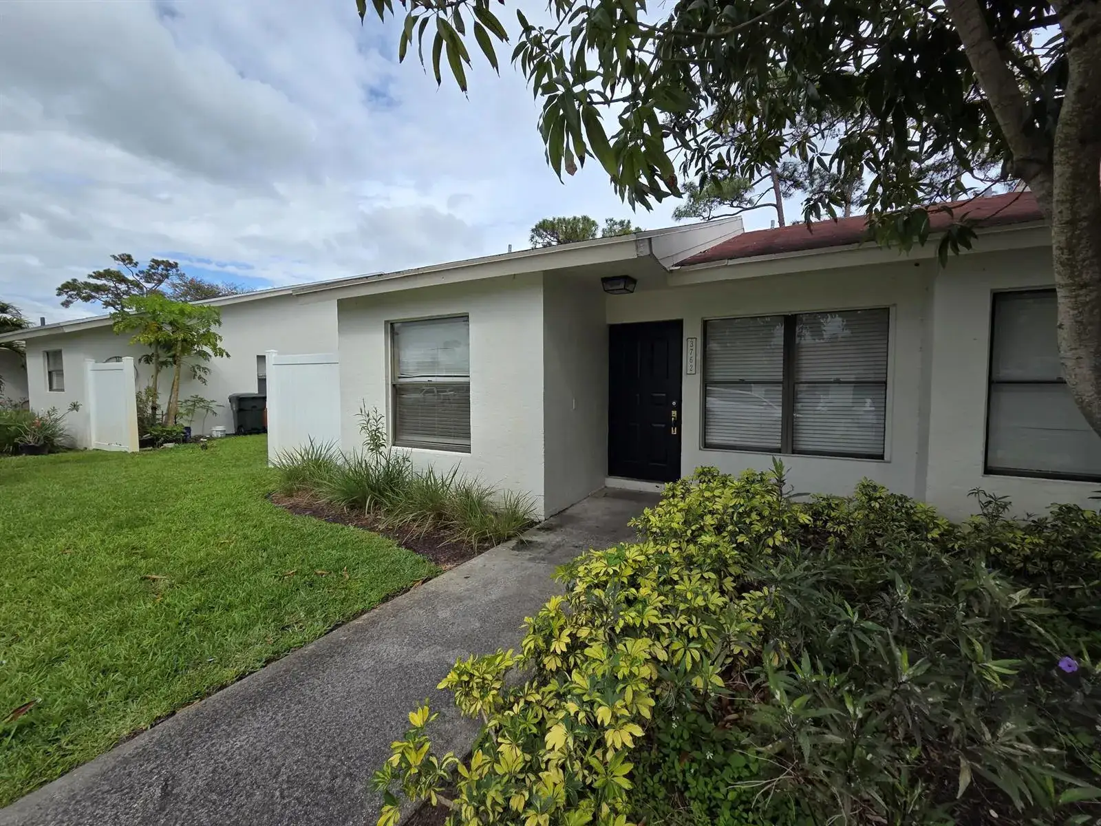 3 bedroom 2 bath Residential Lease for rent at 3762 Mil Race Court, FL 33463