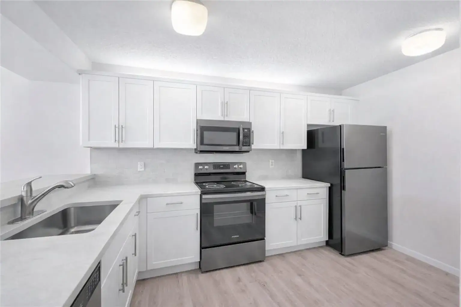 2 bedroom 2 bath Residential for sale at 6519 Coral Lake Drive # 207, Margate FL 33063