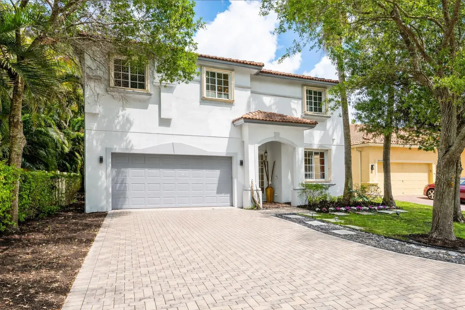 5 bedroom 3 bath Residential for sale at 10223 Boca Vista Drive, Boca Raton FL 33498