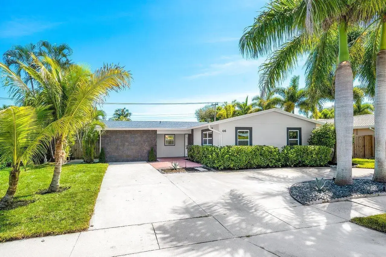 3 bedroom 3 bath Residential Lease for rent at 46 SW 9th Avenue, Boca Raton FL 33486