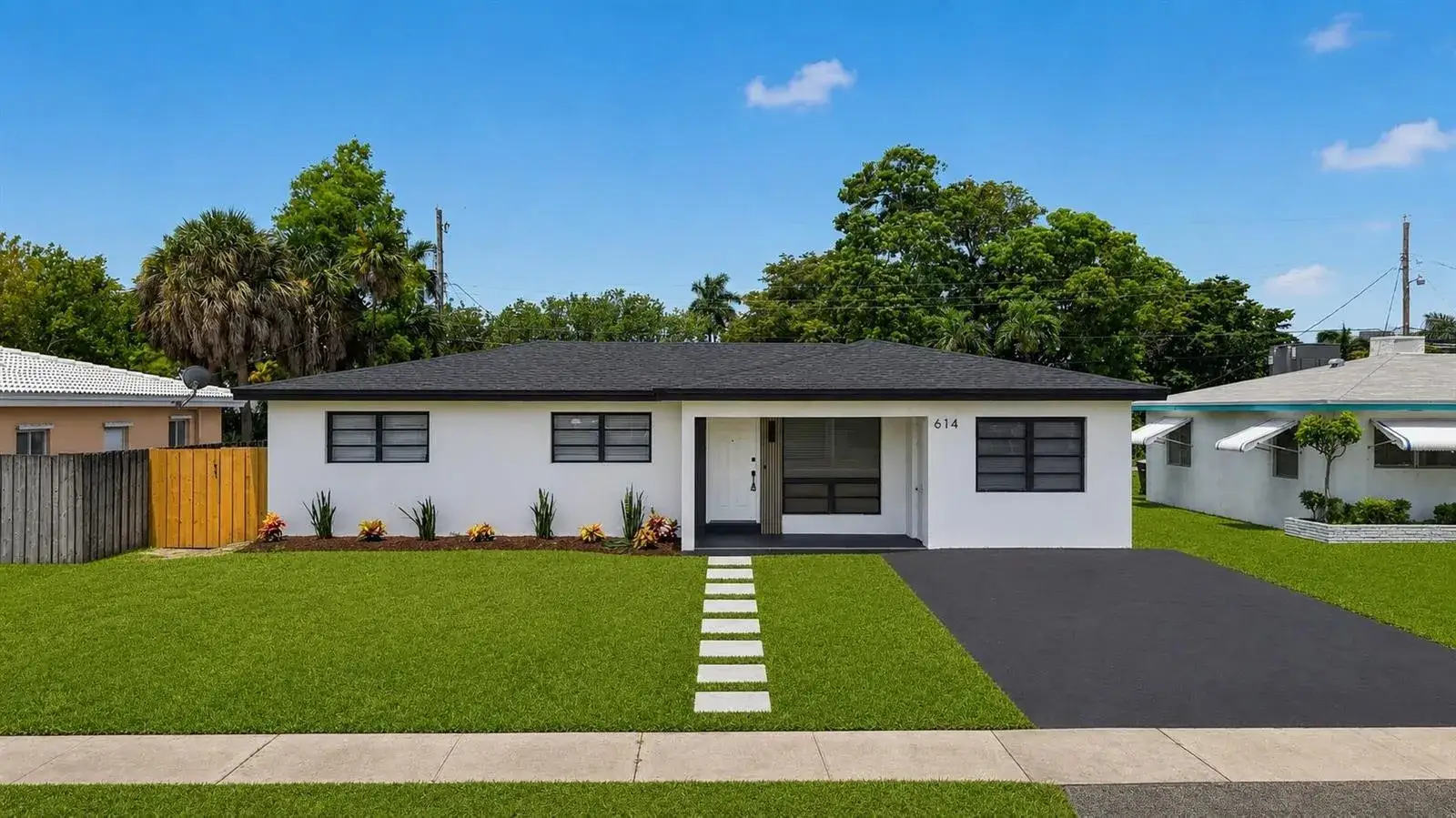 4 bedroom 2 bath Residential for sale at 614 N 32ND Court, Hollywood FL 33021