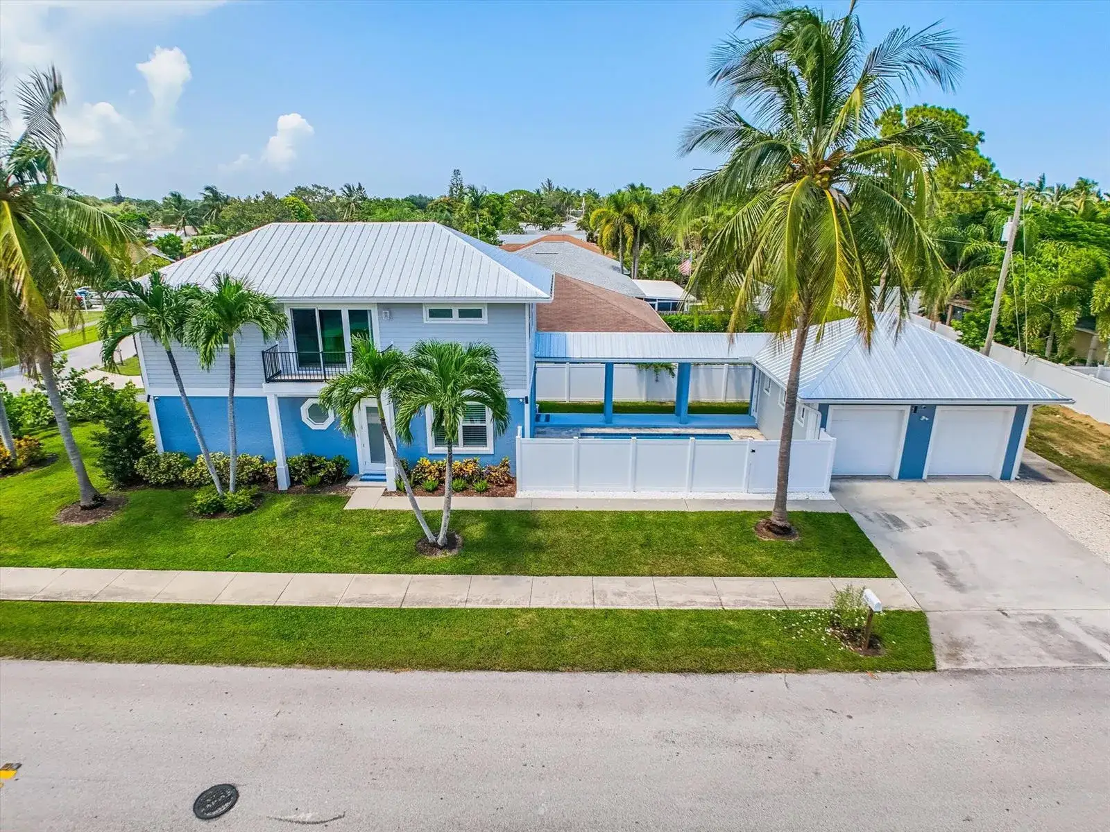 4 bedroom 3 bath Residential for sale at 425 Hugh Street, Jupiter FL 33458