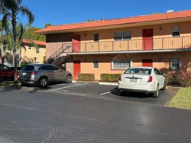 2 bedroom 2 bath Residential for sale at 1925 SW Palm City Road # A, Stuart FL 34994