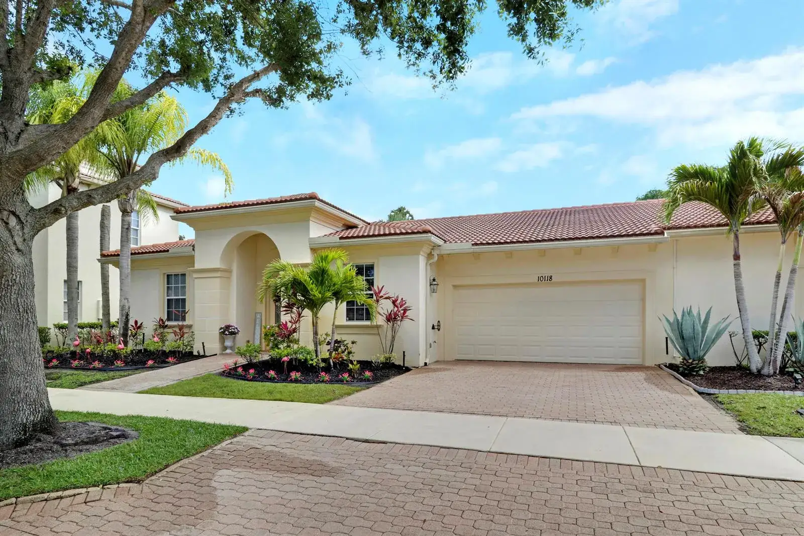 2 bedroom 2 bath Residential for sale at 10118 SW Canossa Way, Port St. Lucie FL 34986