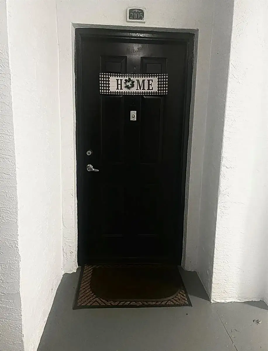2 bedroom 2 bath Residential Lease for rent at 5032 Lantana Road # 2105, Lake Worth FL 33463