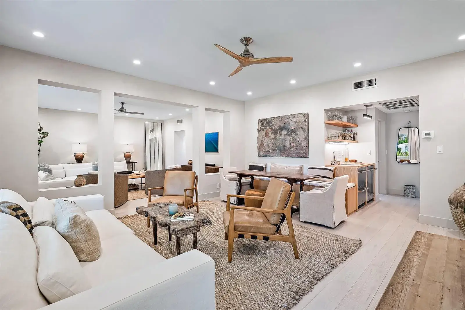 2 bedroom 2 bath Residential Lease for rent at 220 Atlantic Avenue # 3, Palm Beach FL 33480