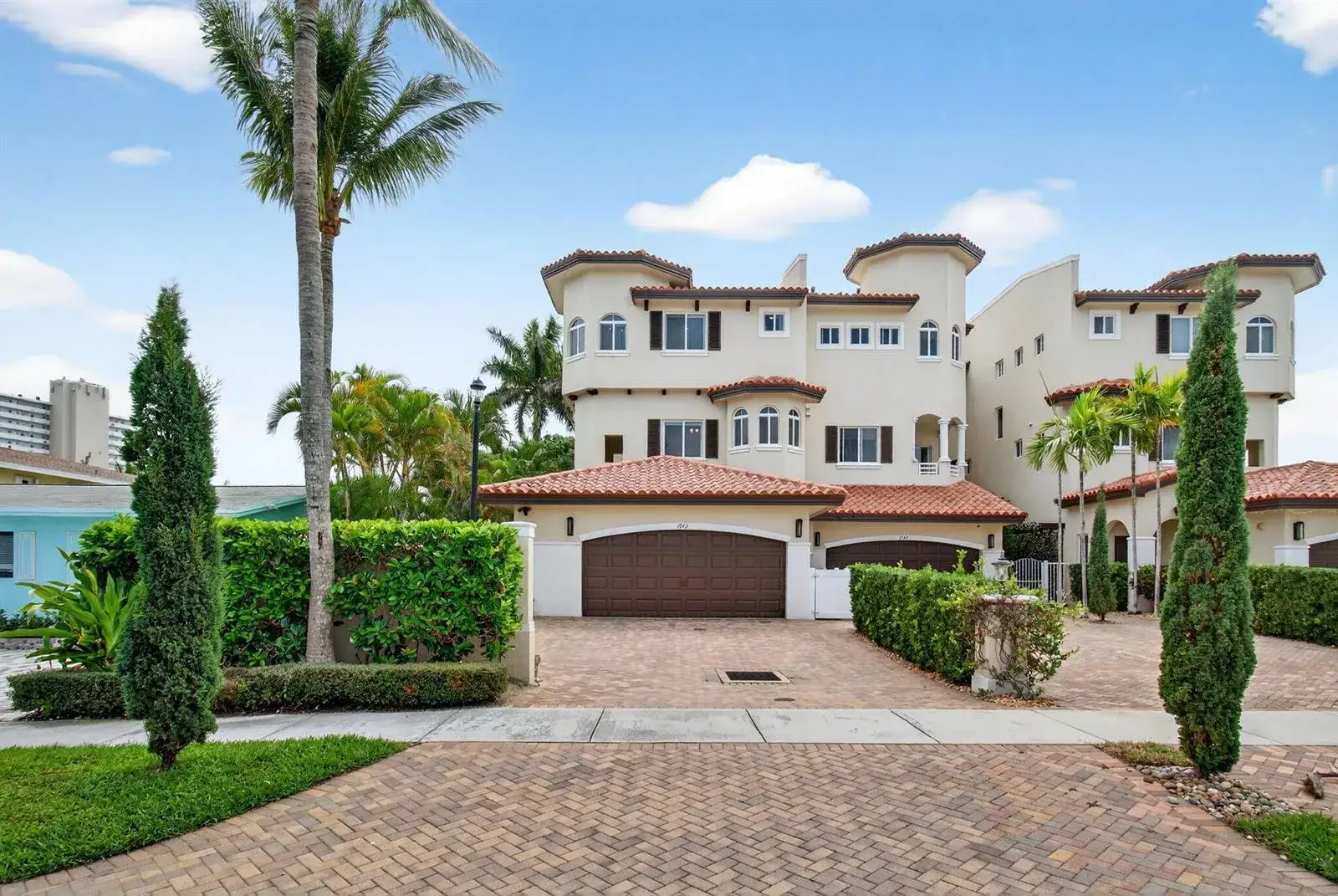 3 bedroom 4 bath Residential for sale at 1942 NE 6th Street # C, Deerfield Beach FL 33441
