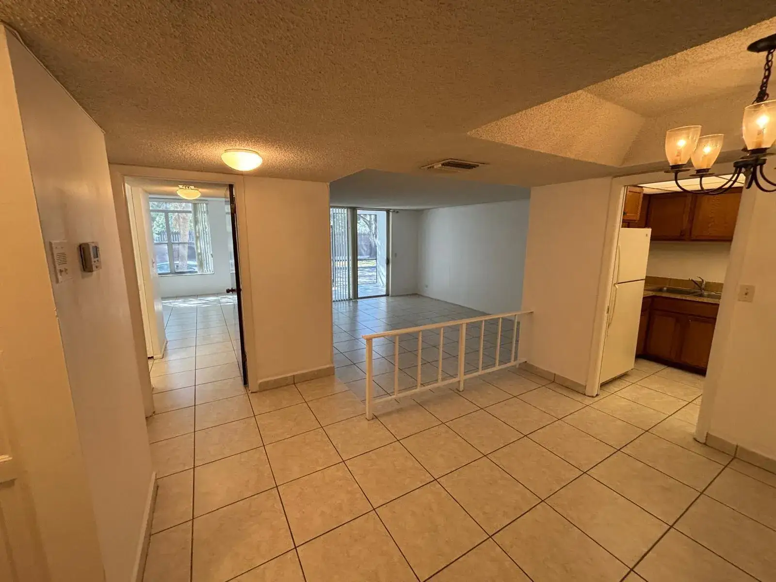 1 bedroom 1 bath Residential Lease for rent at 3650 Inverrary Drive # 1k, Lauderhill FL 33319