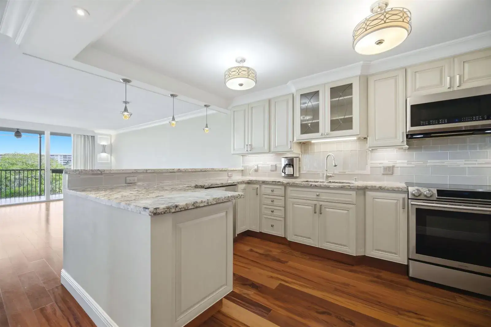 3 bedroom 2 bath Residential Lease for rent at 2901 S Palm Aire Drive, Pompano Beach FL 33069