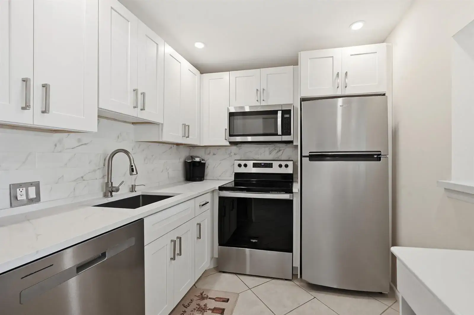 1 bedroom 1 bath Residential for sale at 314 Brighton # H, Boca Raton FL 33434