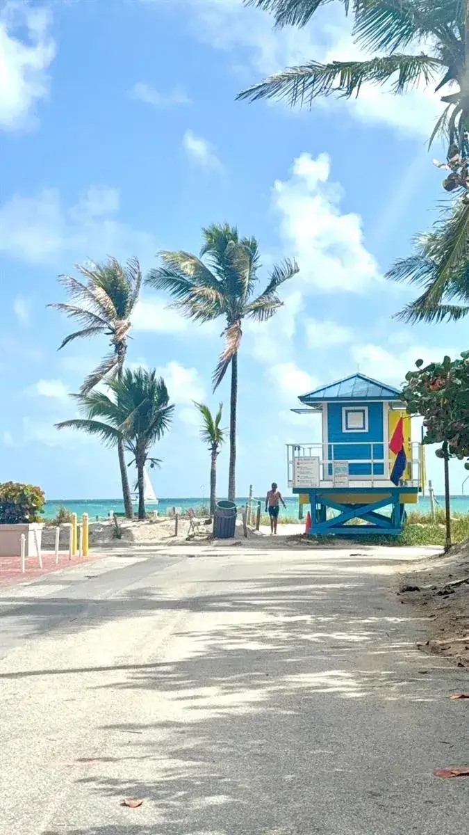 1 bath Residential Lease for rent at 314 Desoto Street, Hollywood FL 33019