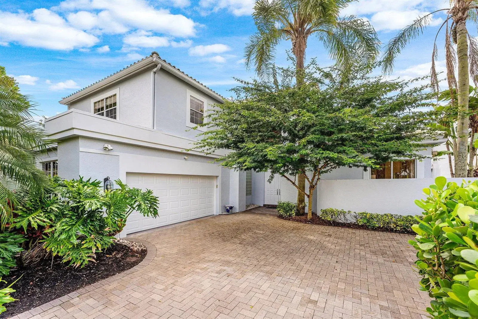 4 bedroom 4 bath Residential for sale at 5863 Waterford, Boca Raton FL 33496