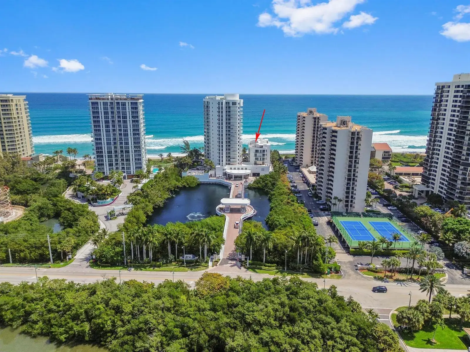 3 bedroom 3 bath Residential for sale at 4600 N Ocean Drive # 605, Riviera Beach FL 33404
