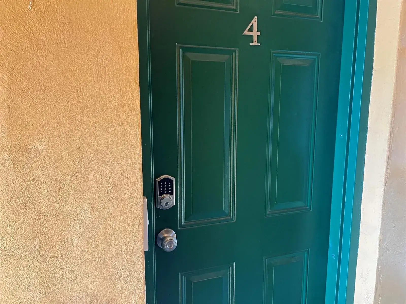 2 bedroom 1 bath Residential Lease for rent at 441 NW 7th Terrace # 4, Fort Lauderdale FL 33311