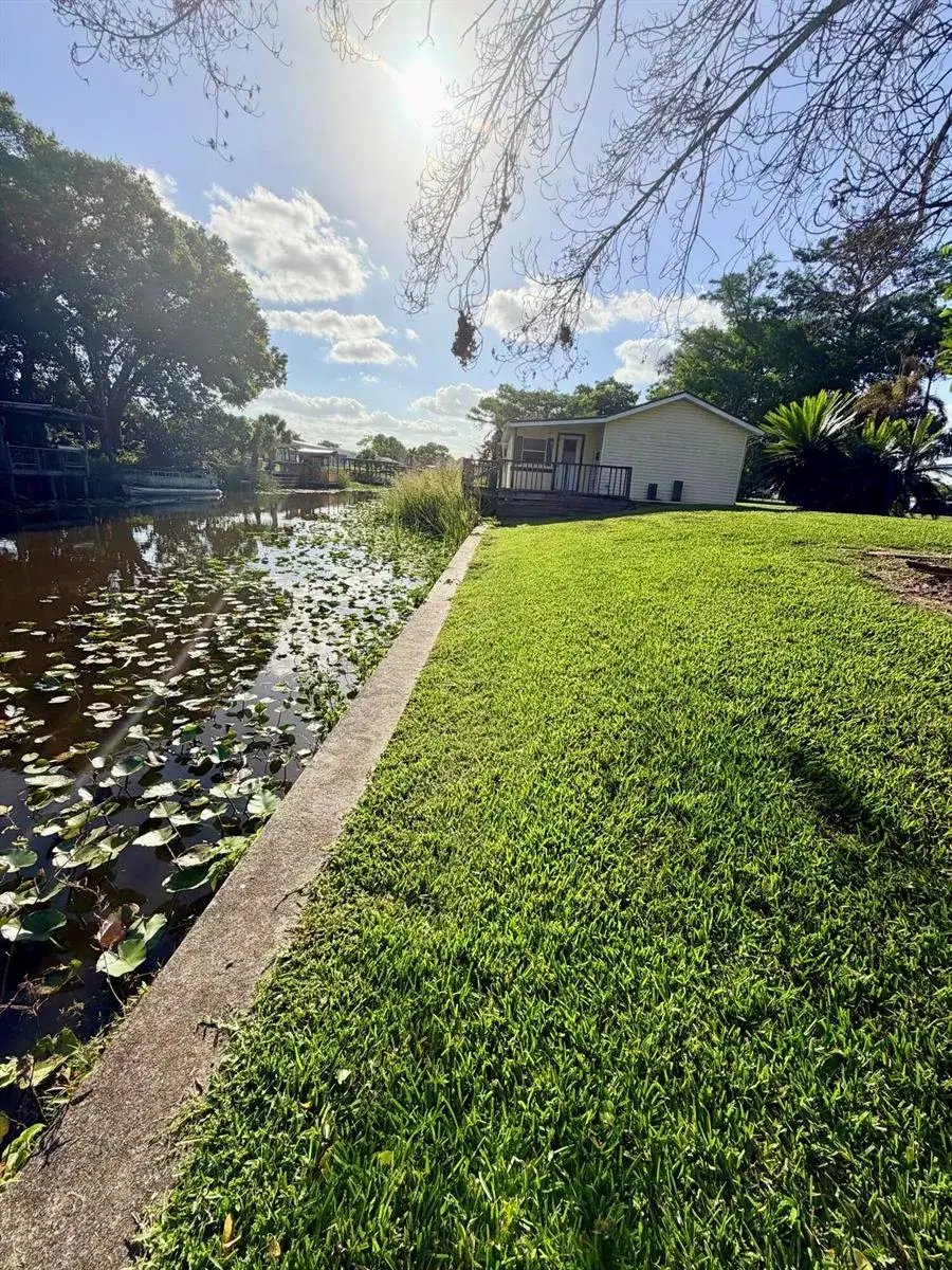 1 bedroom 1 bath Residential for sale at 4046 SE 26th Street, Okeechobee FL 34974