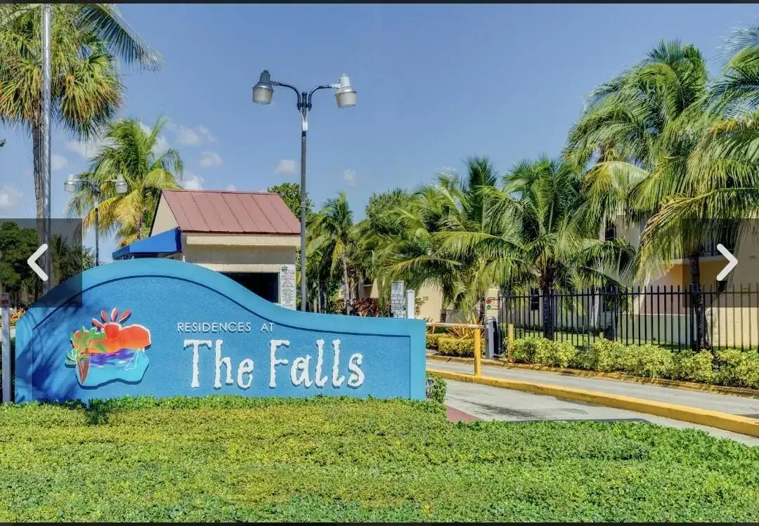 1 bedroom 1 bath Residential Lease for rent at 13917 SW 90th Avenue # 214b, Miami FL 33176