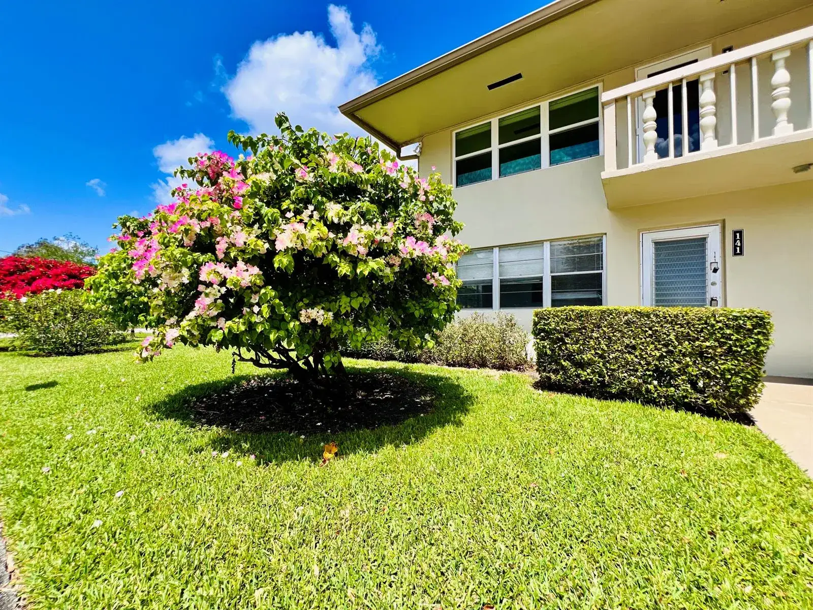 1 bedroom 1 bath Residential for sale at 141 Sussex H, West Palm Beach FL 33417