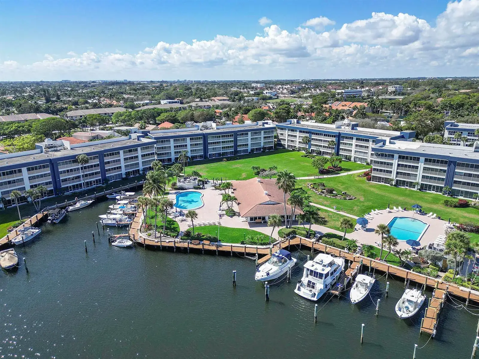 2 bedroom 2 bath Residential for sale at 3401 Spanish Trail # 348g, Delray Beach FL 33483