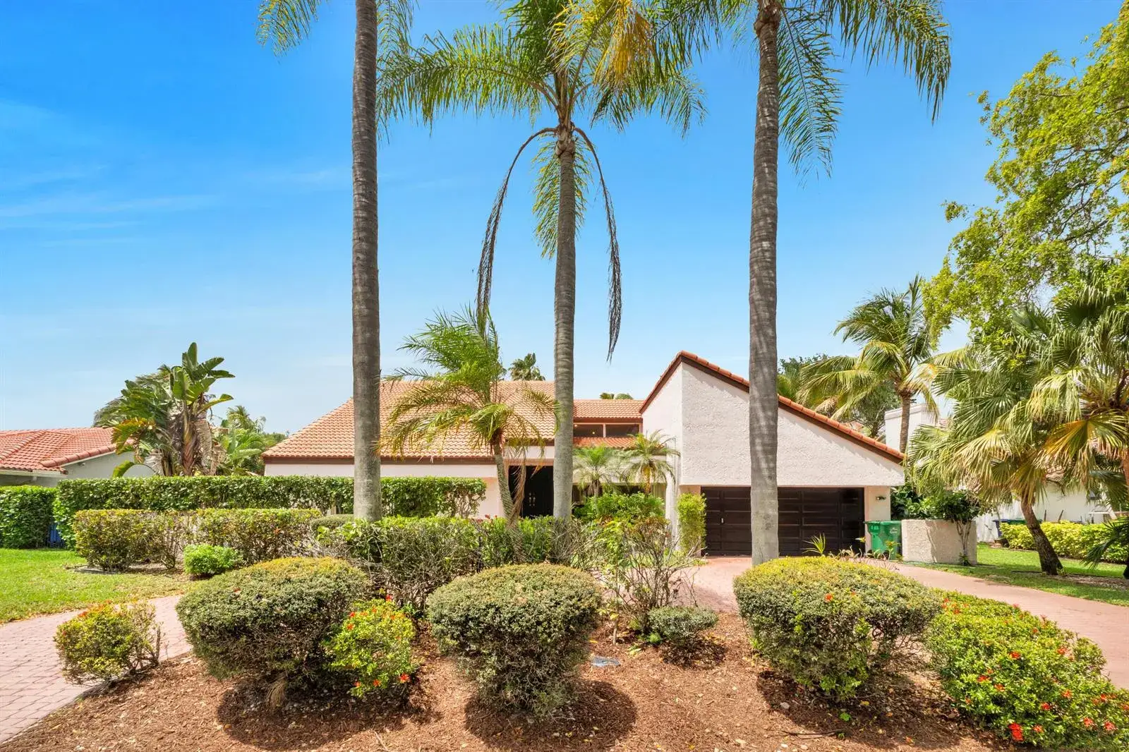 4 bedroom 2 bath Residential for sale at 5040 NW 88th Lane, Coral Springs FL 33067