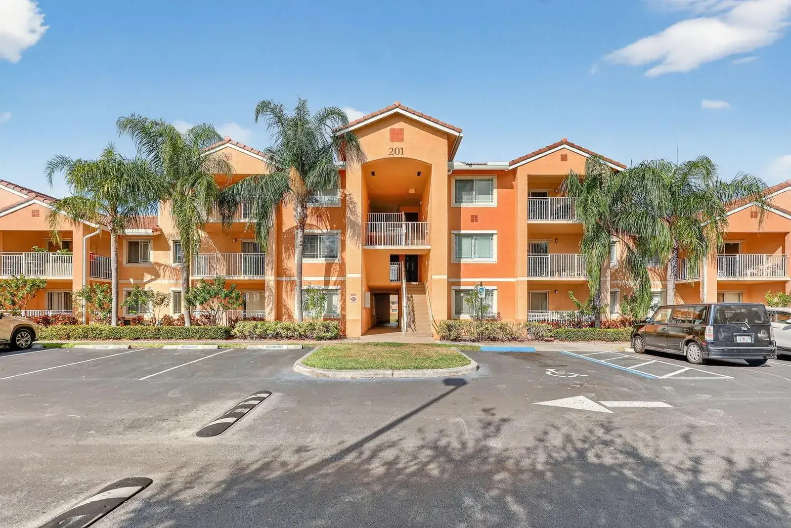 1 bedroom 1 bath Residential for sale at 201 SW Palm Drive # 201, Port St. Lucie FL 34986