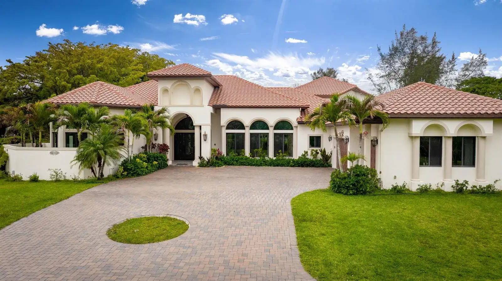 4 bedroom 4 bath Residential for sale at 2943 B Road, FL 33470