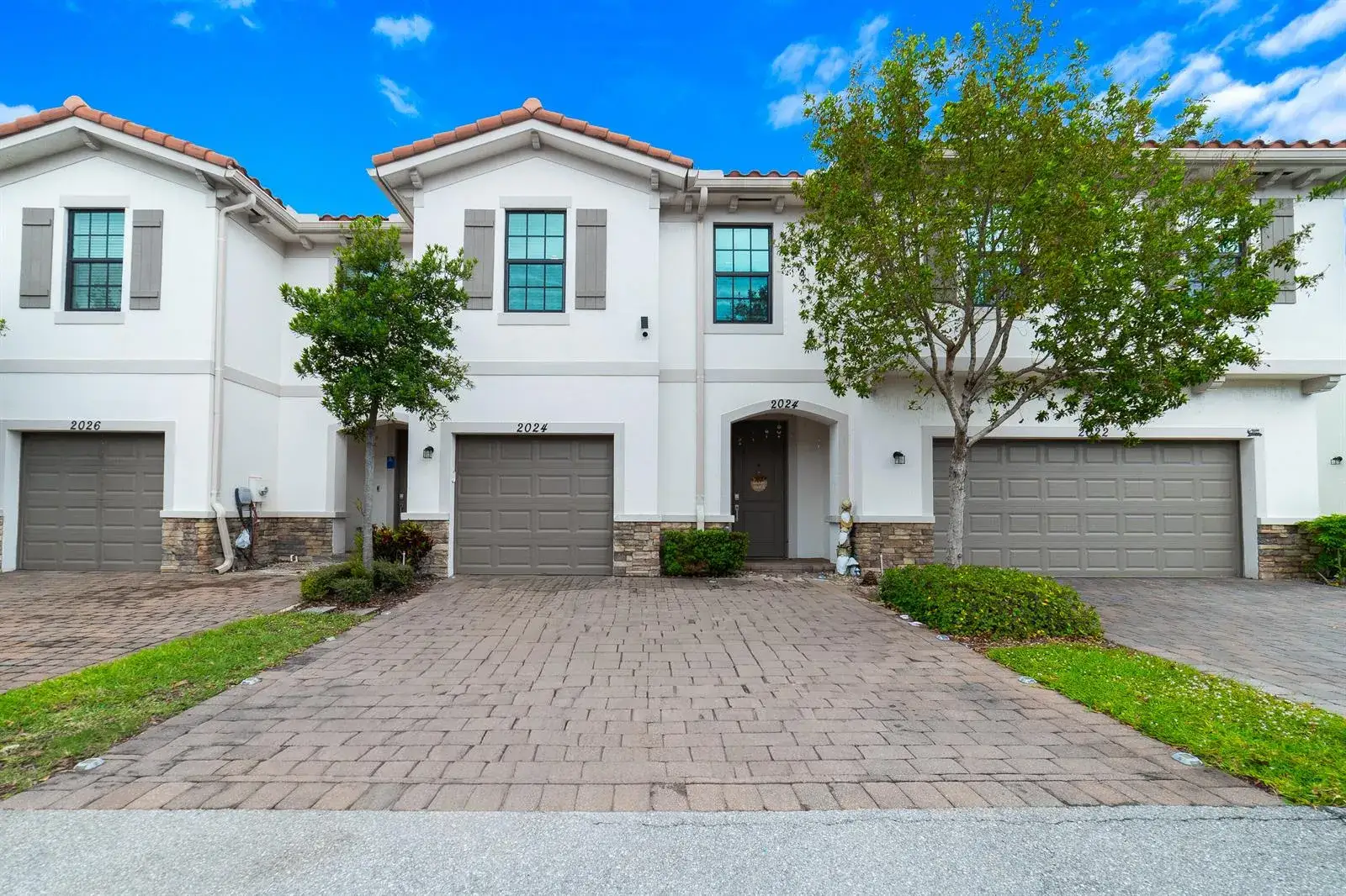 4 bedroom 2 bath Residential for sale at 2024 Sugar Maple Drive, Riviera Beach FL 33410