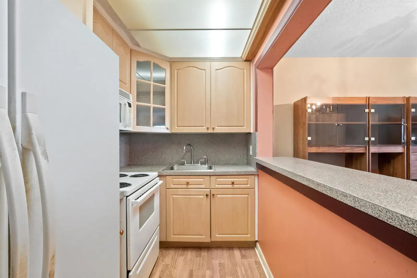 1 bedroom 1 bath Residential for sale at 1520 Mckinley Street # 215e, Hollywood FL 33020