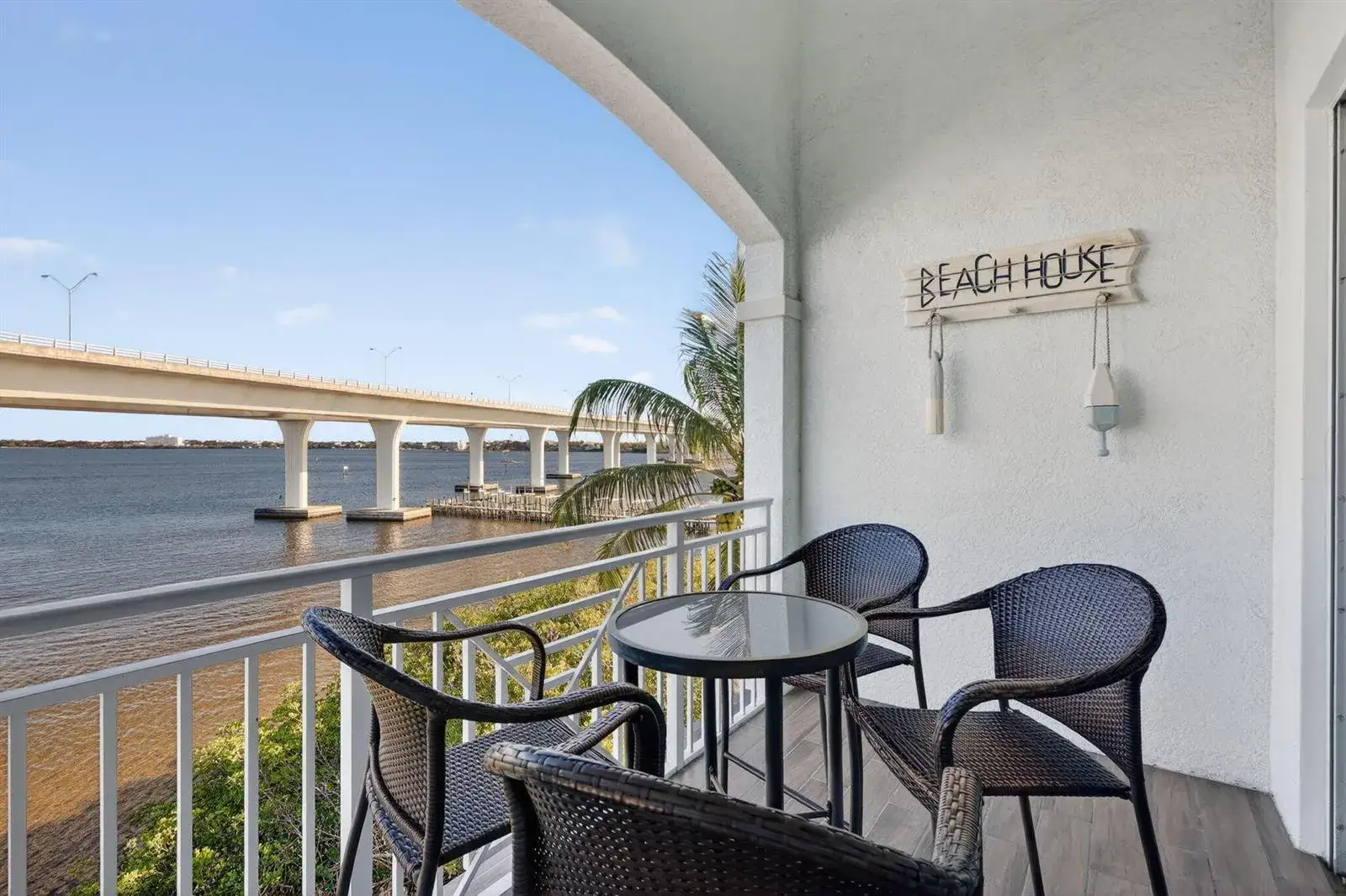 2 bedroom 2 bath Residential Lease for rent at 415 NW Flagler Avenue # 403, Stuart FL 34994