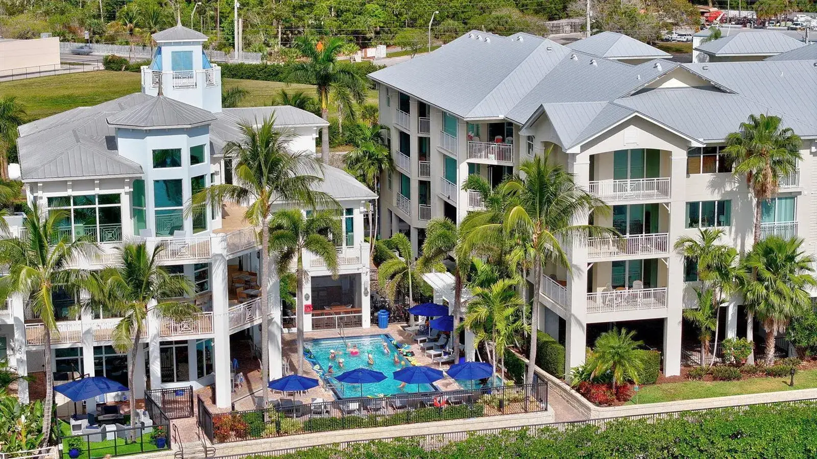 2 bedroom 2 bath Residential Lease for rent at 975 NW Flagler Avenue # 407, Stuart FL 34994