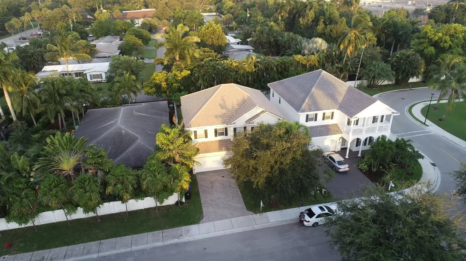 6 bedroom 4 bath Residential Lease for rent at 2200 SW 13th Avenue, Fort Lauderdale FL 33315