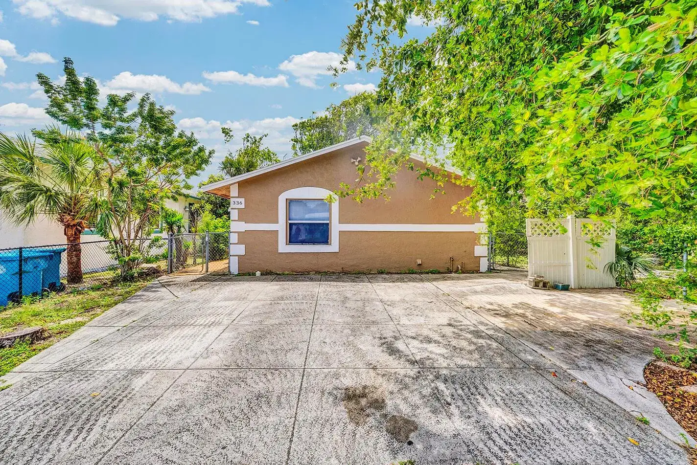 3 bedroom 2 bath Residential Lease for rent at 336 NE 12th Avenue, Boynton Beach FL 33435