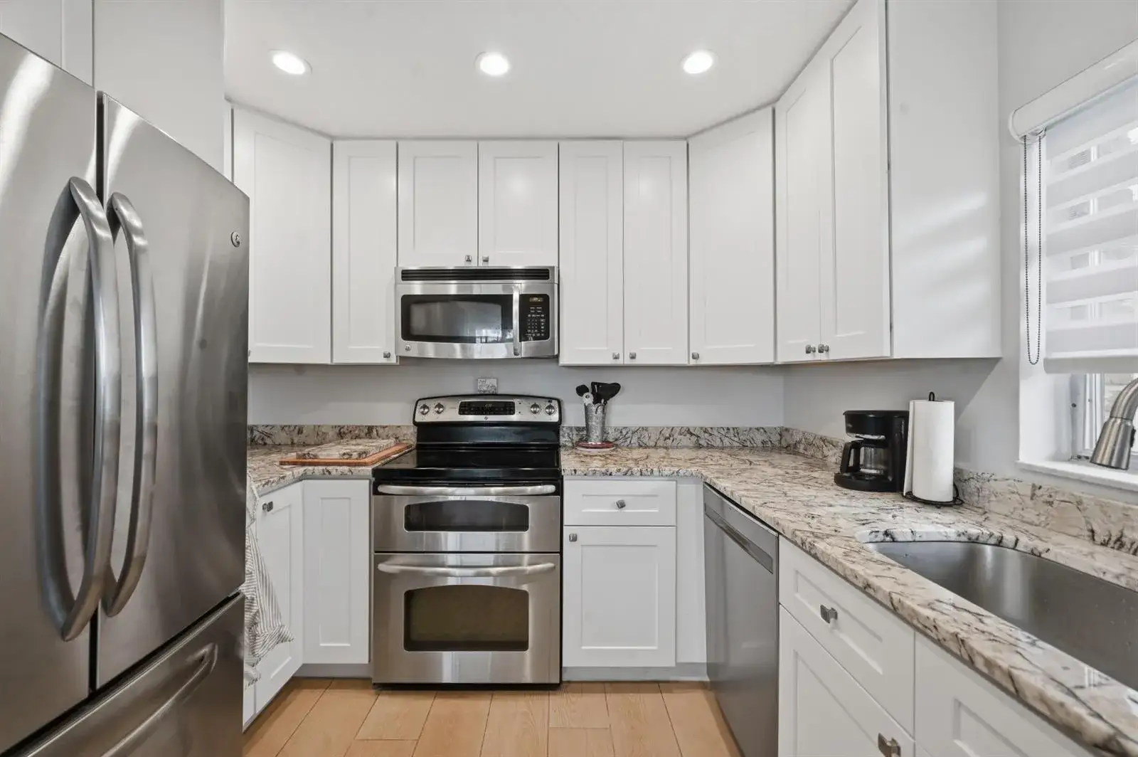 2 bedroom 2 bath Residential for sale at 324 Orange Tree Drive # 4, Atlantis FL 33462