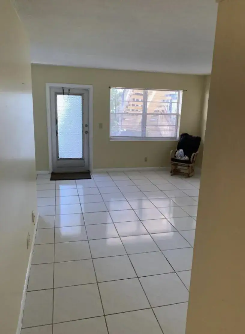 2 bedroom 1 bath Residential Lease for rent at 74 Sheffield D, West Palm Beach FL 33417