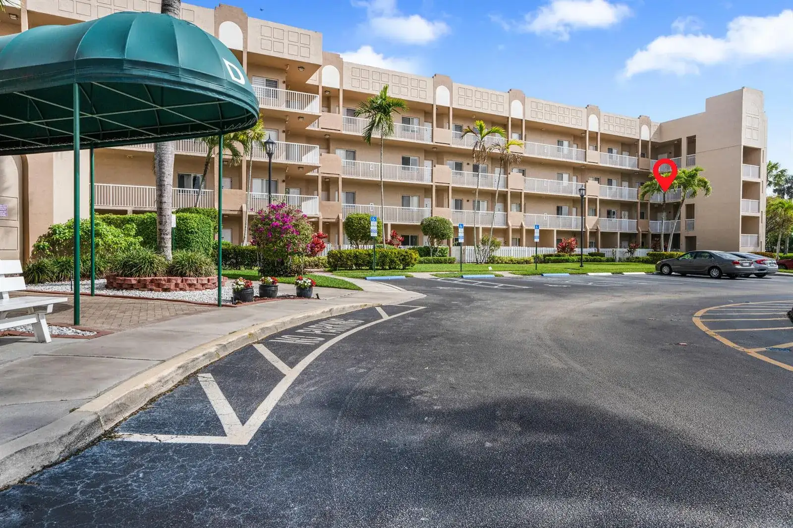2 bedroom 2 bath Residential for sale at 7647 Southampton Terrace # 318, Tamarac FL 33321