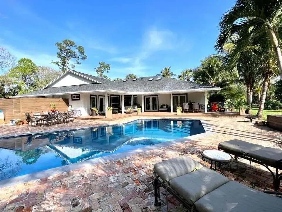 5 bedroom 3 bath Residential for sale at 14256 Greentree Trail, Wellington FL 33414