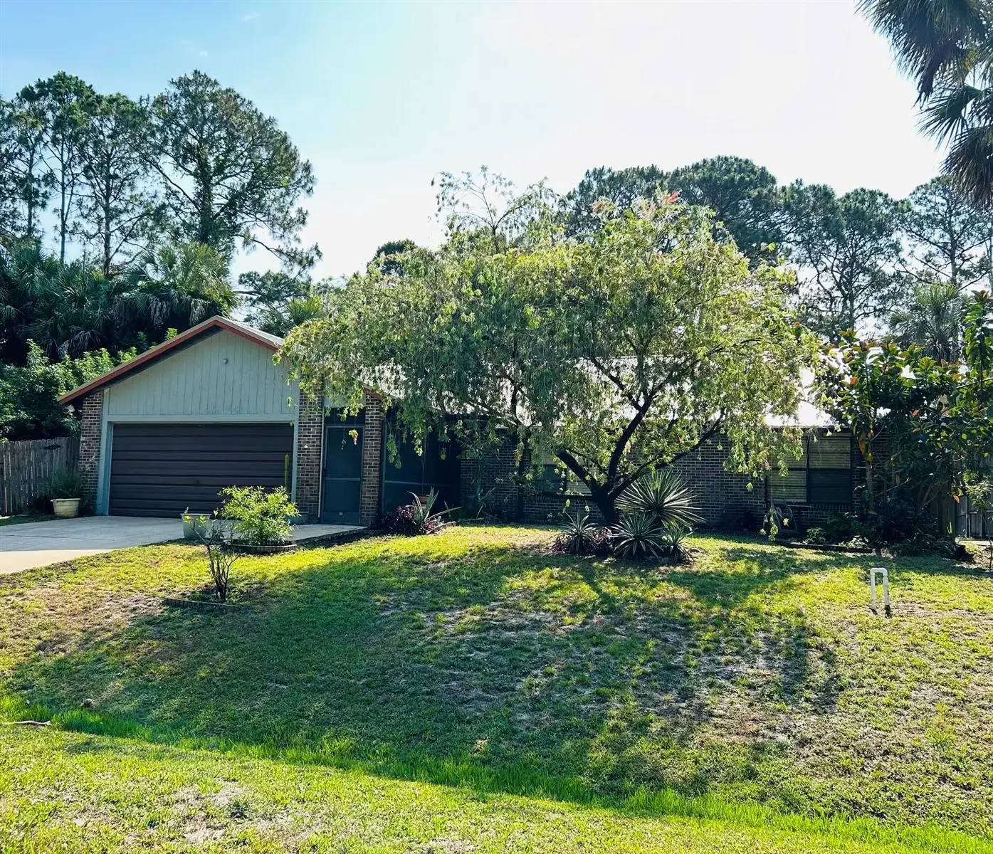 4 bedroom 2 bath Residential Lease for rent at 591 SW Darien Ave Avenue SW, Palm Bay FL 32908