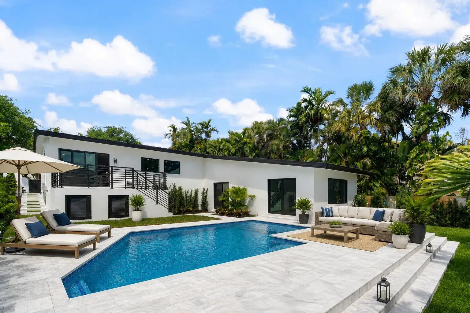 4 bedroom 4 bath Residential for sale at 1032 SE 13th Terrace, Fort Lauderdale FL 33316