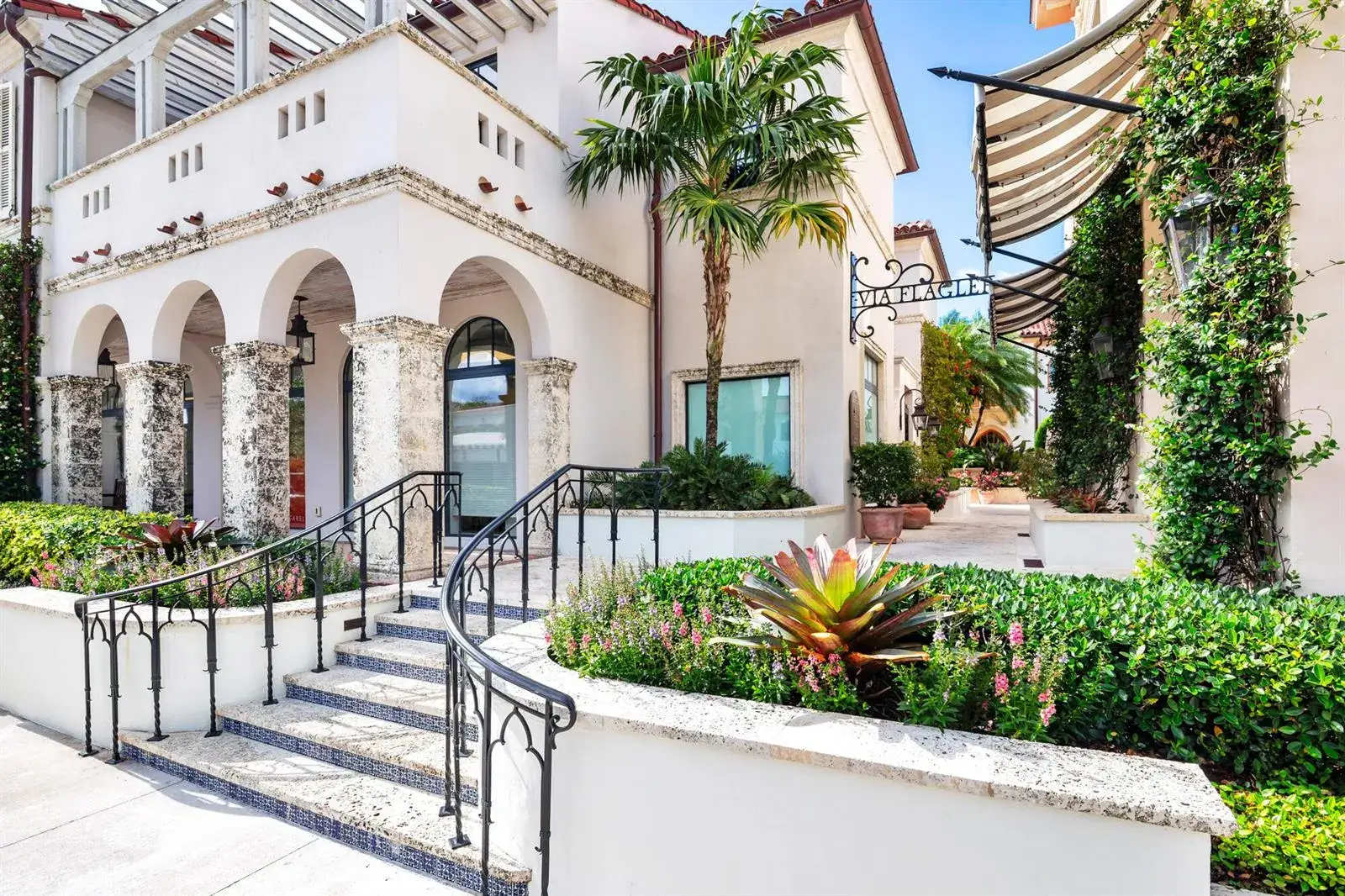 5 bedroom 6 bath Residential Lease for rent at 5 Via Flagler, Palm Beach FL 33480