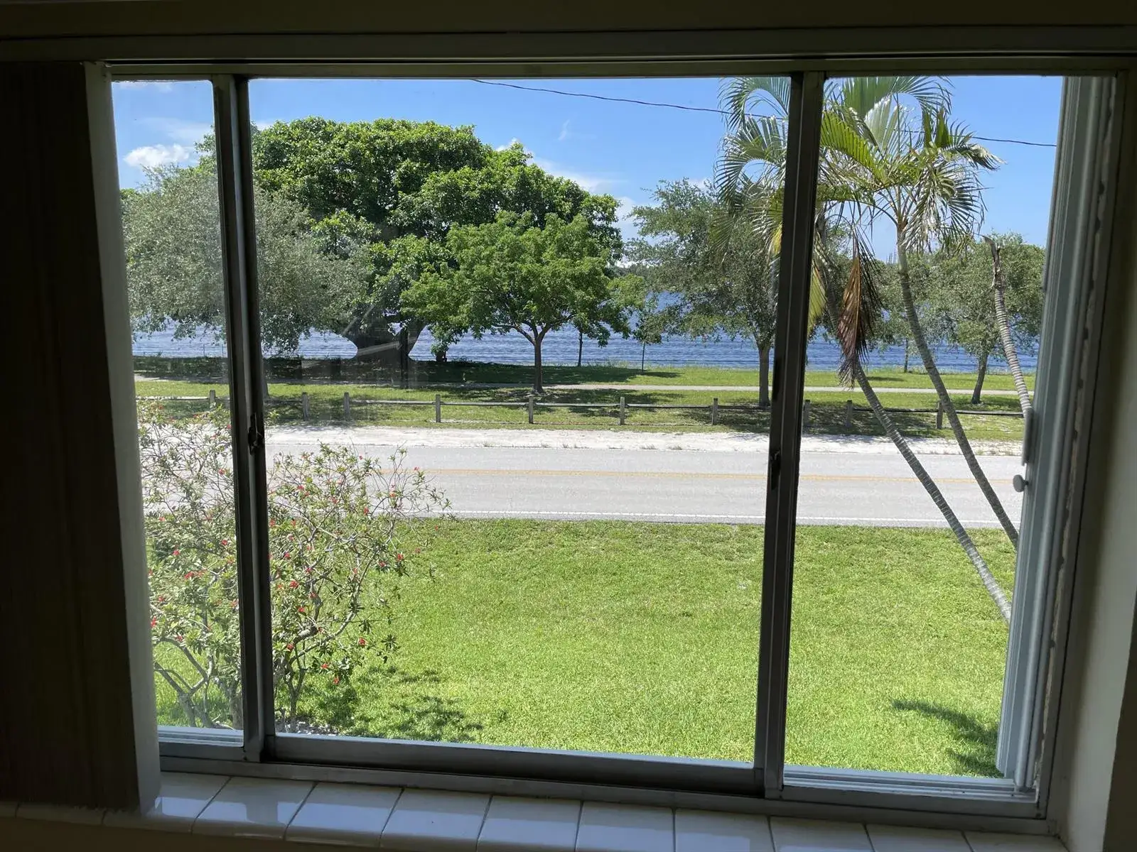2 bedroom 2 bath Residential Lease for rent at 2020 Lake Osborne Drive # 11, FL 33461