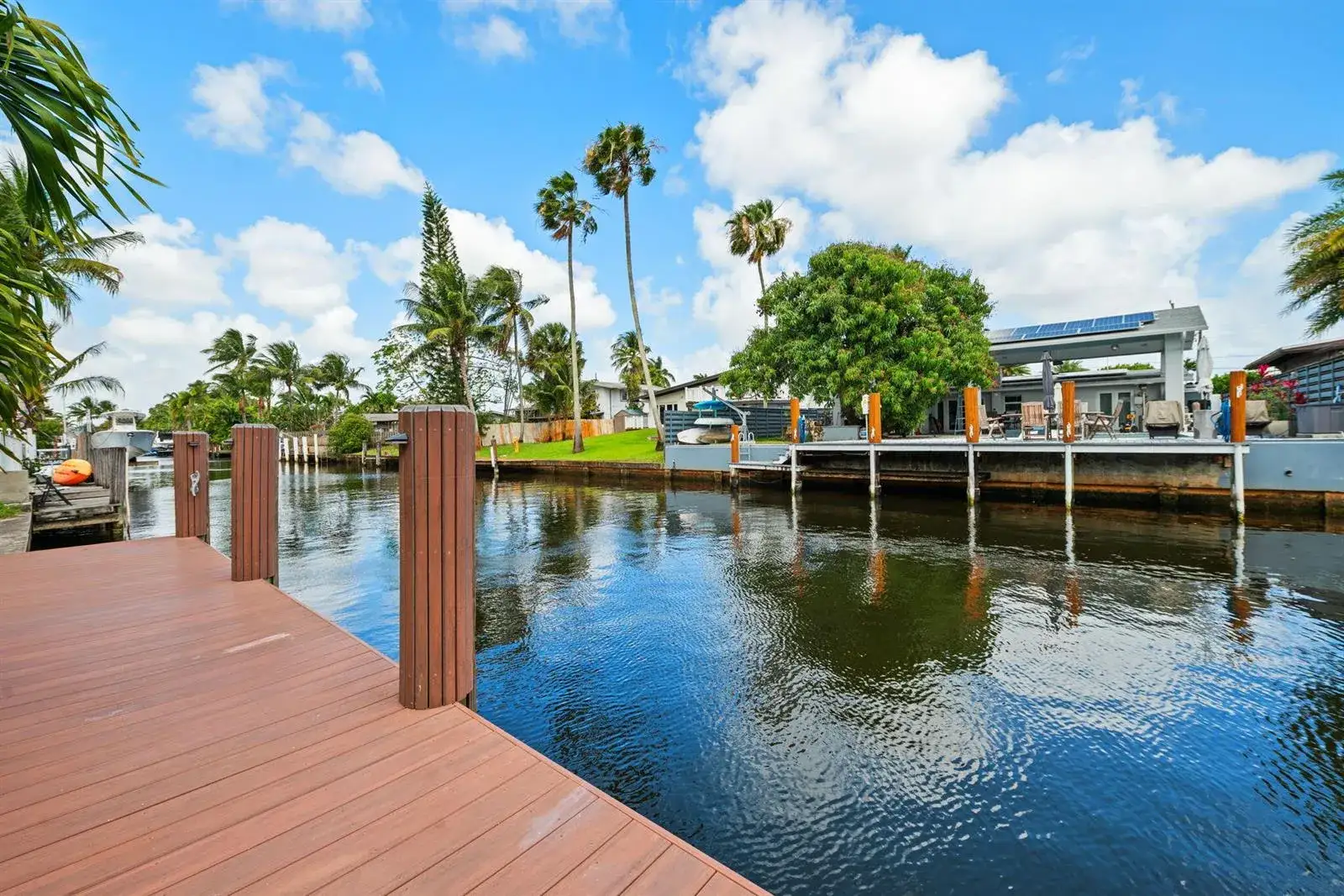2 bedroom 1 bath Residential Lease for rent at 2512 Sugarloaf Lane, Fort Lauderdale FL 33312