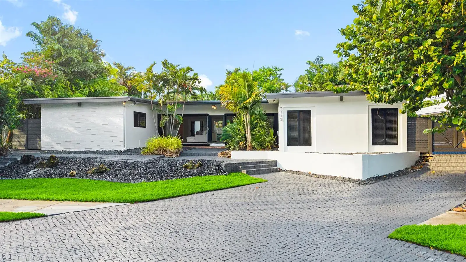 4 bedroom 3 bath Residential for sale at 2112 Manatee Drive, Fort Lauderdale FL 33316