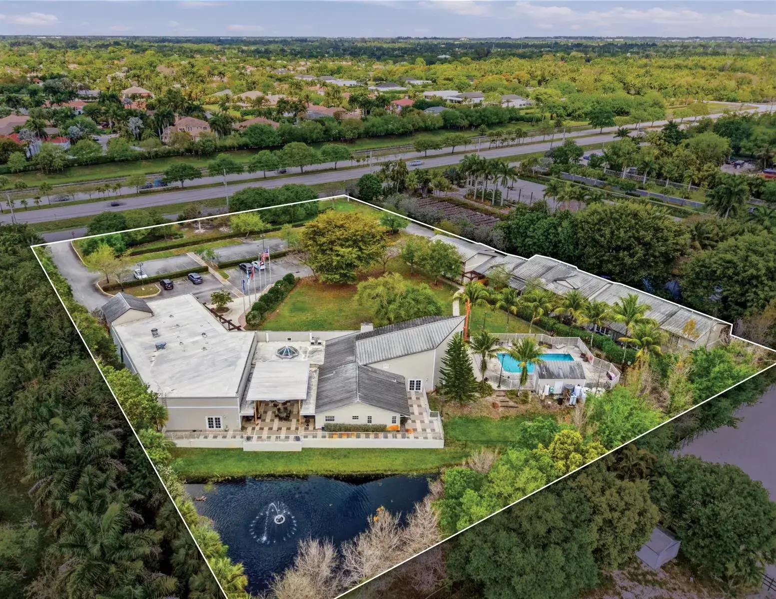 Commercial Sale for sale at 2950 S Flamingo Road, Davie FL 33330
