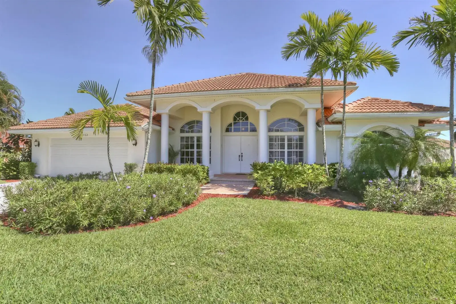 3 bedroom 2 bath Residential Lease for rent at 2962 Bolton Court, Wellington FL 33414
