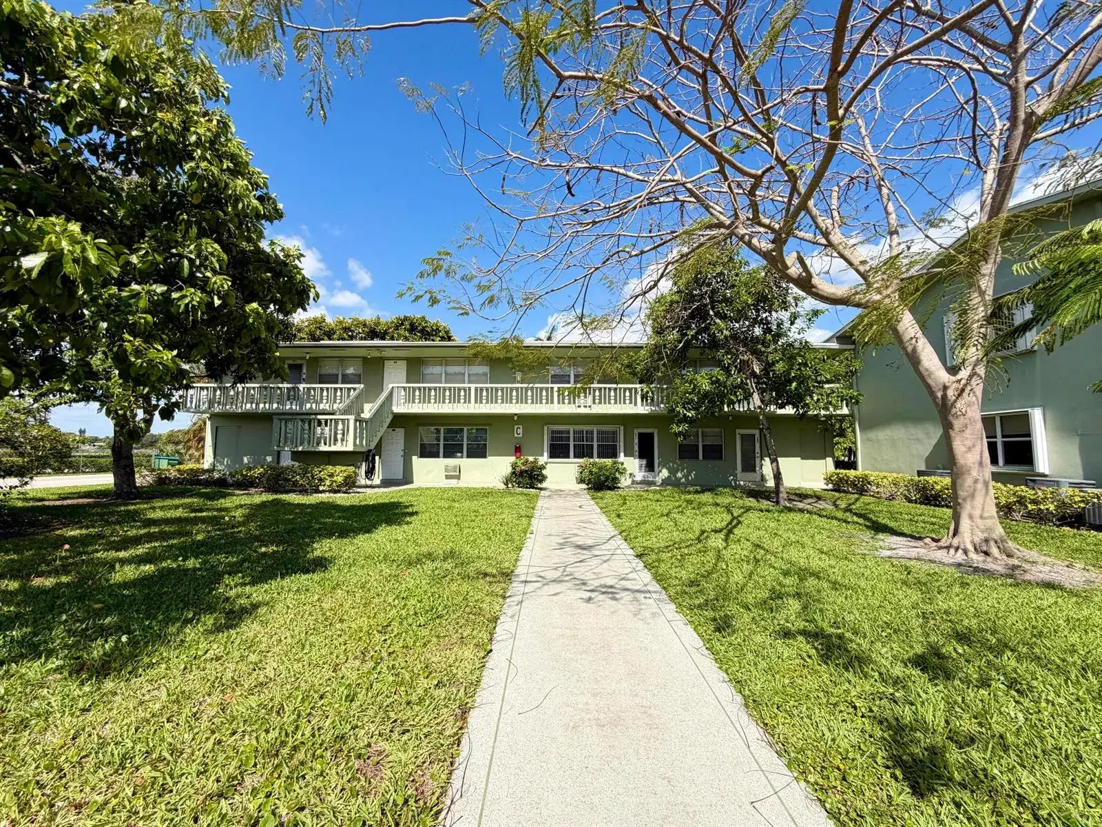 1 bedroom 1 bath Residential Lease for rent at 62 Easthampton C, West Palm Beach FL 33417