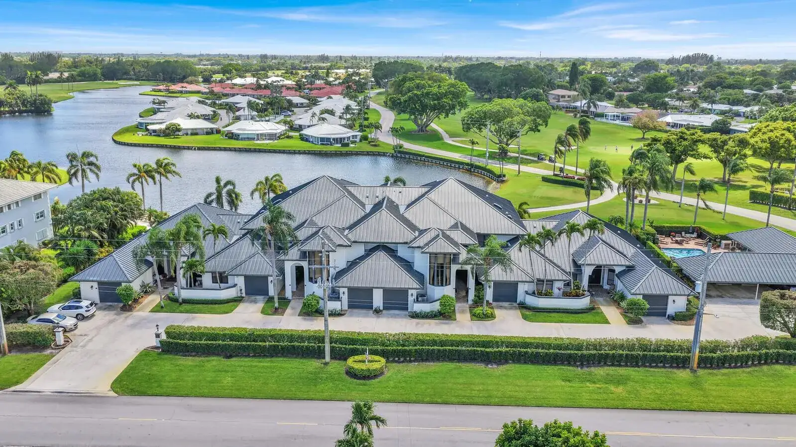 2 bedroom 2 bath Residential for sale at 181 Atlantis Boulevard # C, Atlantis FL 33462