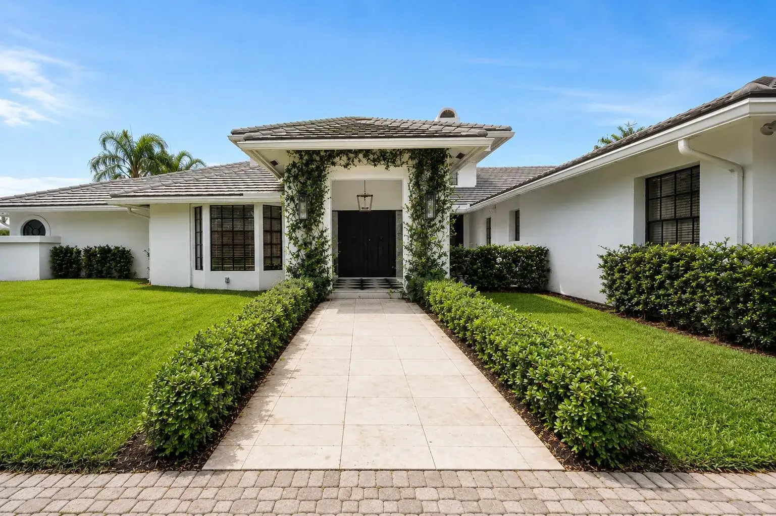 5 bedroom 4 bath Residential Lease for rent at 11839 Maidstone Drive, Wellington FL 33414
