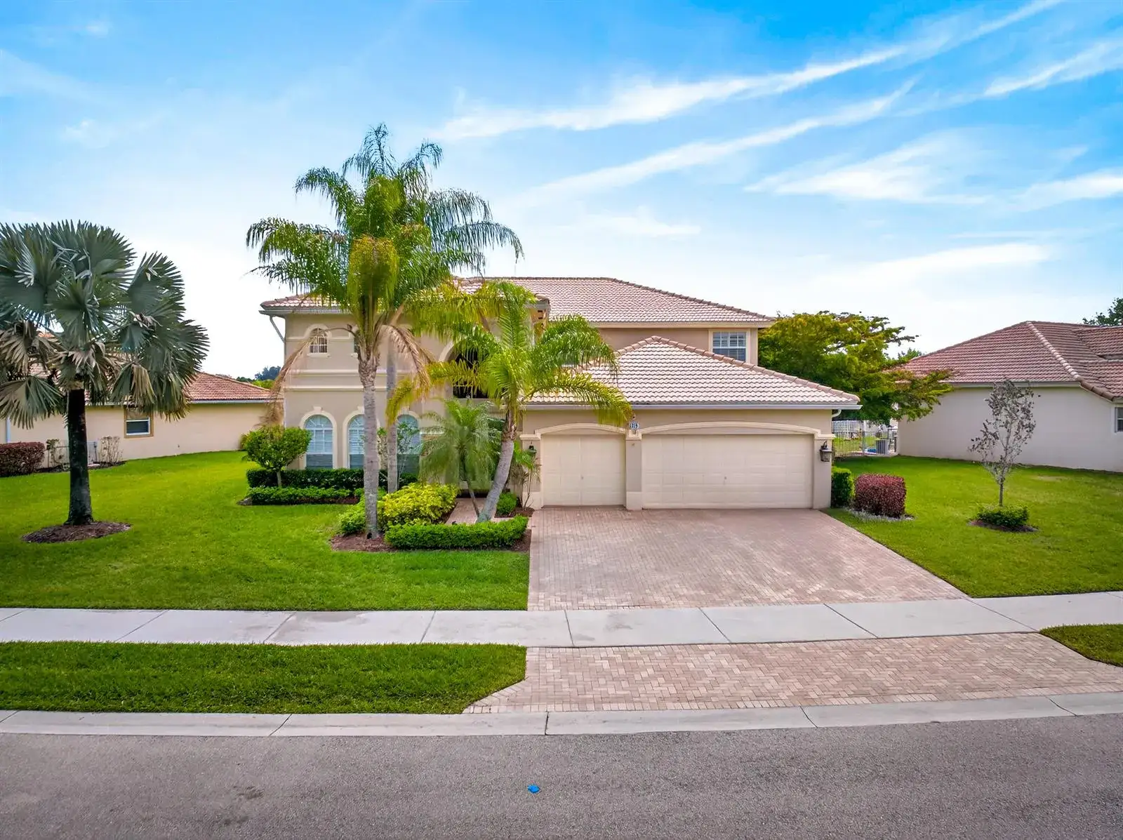 4 bedroom 4 bath Residential for sale at 1315 SE Conference Circle, Stuart FL 34997
