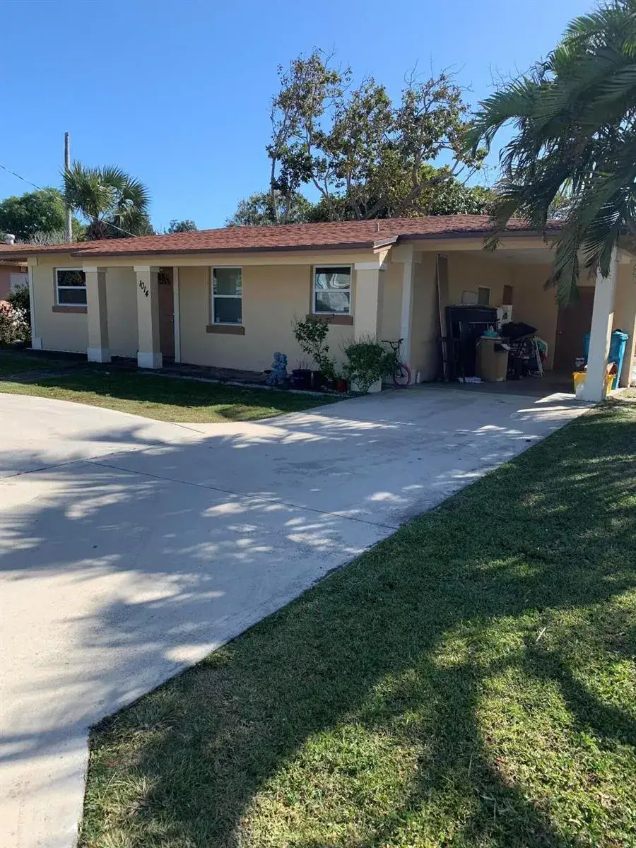 3 bedroom 2 bath Residential for sale at 1014 Old Boynton Road, Boynton Beach FL 33426