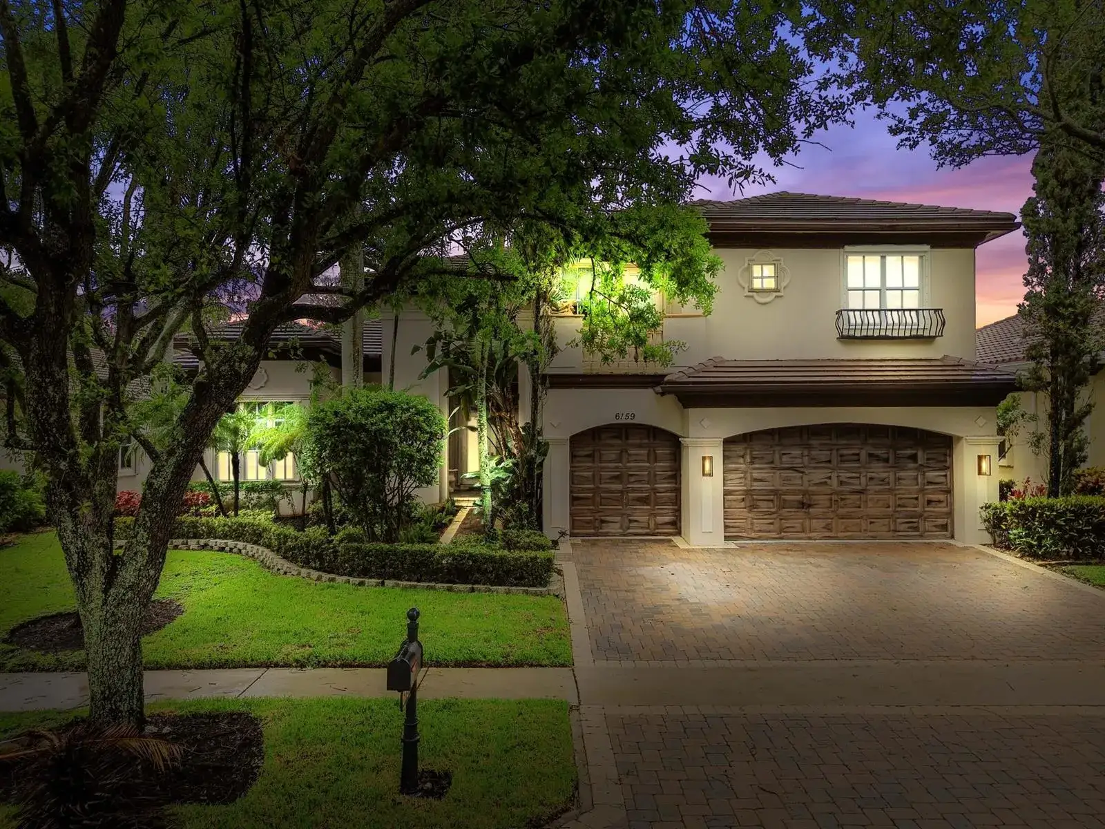 6 bedroom 5 bath Residential for sale at 6159 Via Venetia S, Delray Beach FL 33484