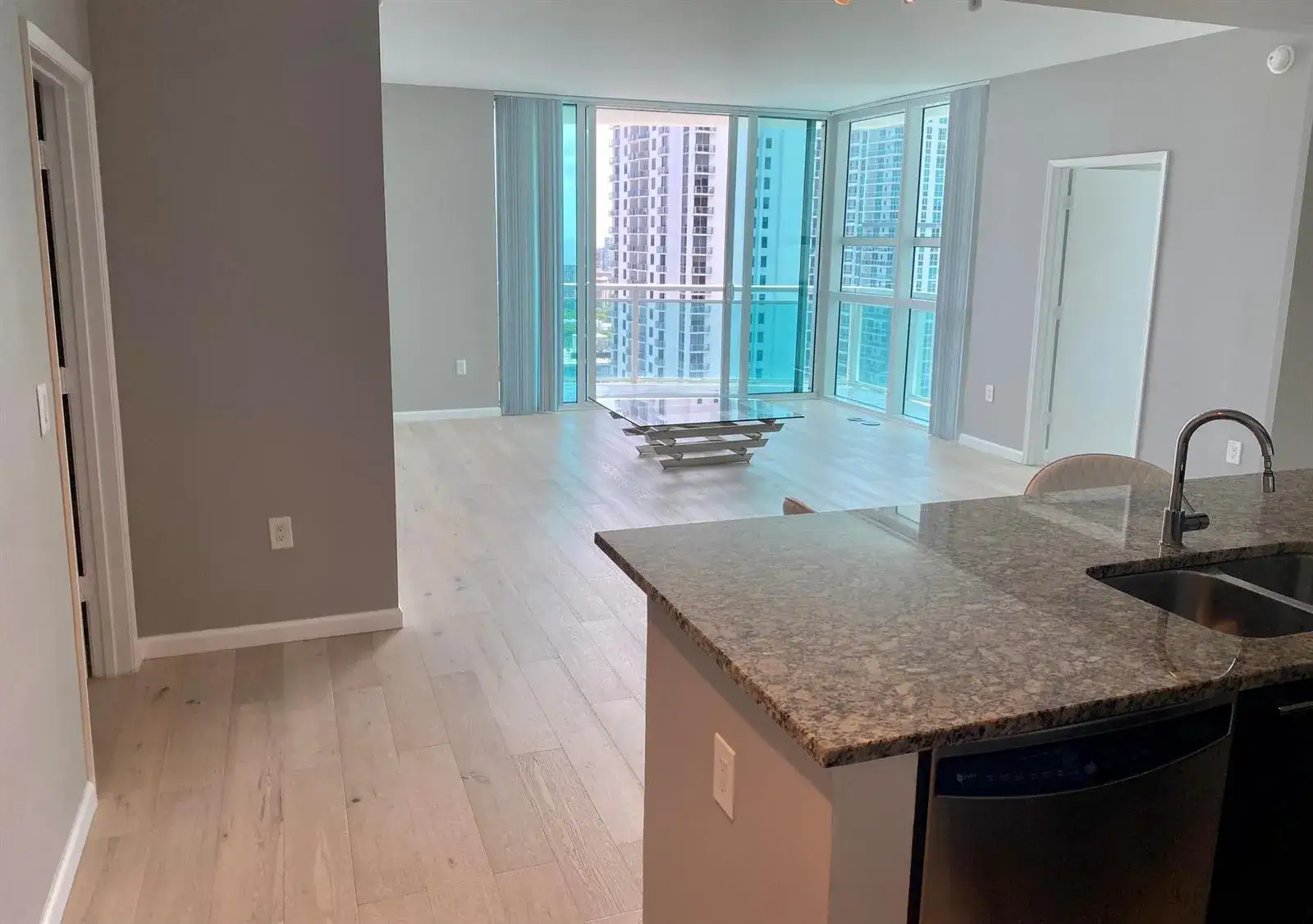 2 bedroom 2 bath Residential for sale at 951 Brickell Avenue # 3611, Miami FL 33131
